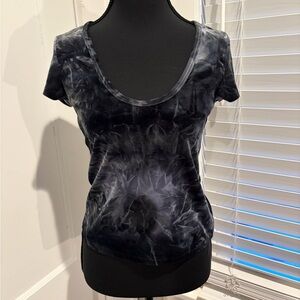 American Eagle Outfitters Black/Gray Velvet Tie-Dye Short Sleeve Tee